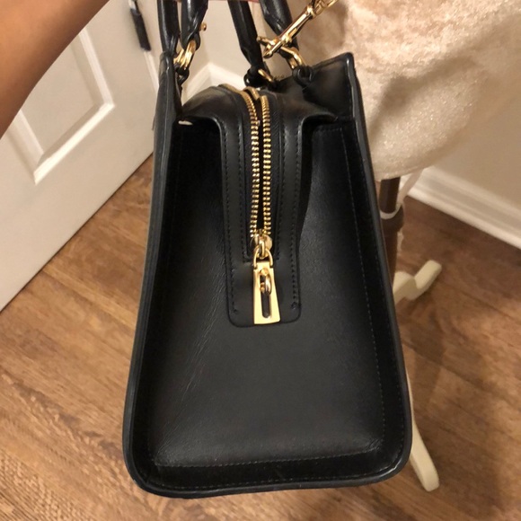 ❌SOLD❌ Coach Zoe Carryll bag/crossbody - Picture 3 of 8